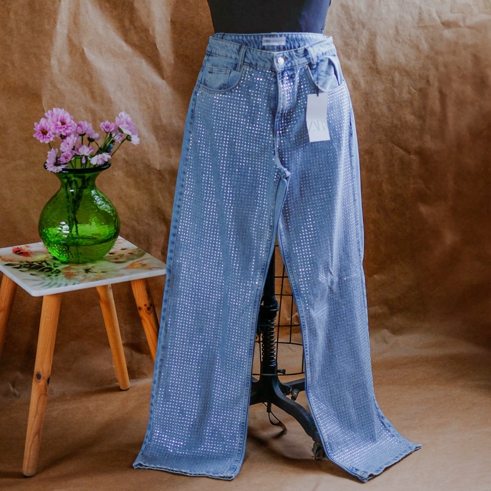✨ NEW ZARA RHINESTONE CRYSTAL MID RISE WIDE LEG JEANS